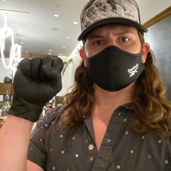 Meet your Posher, Zeke - Picture 6 of 9